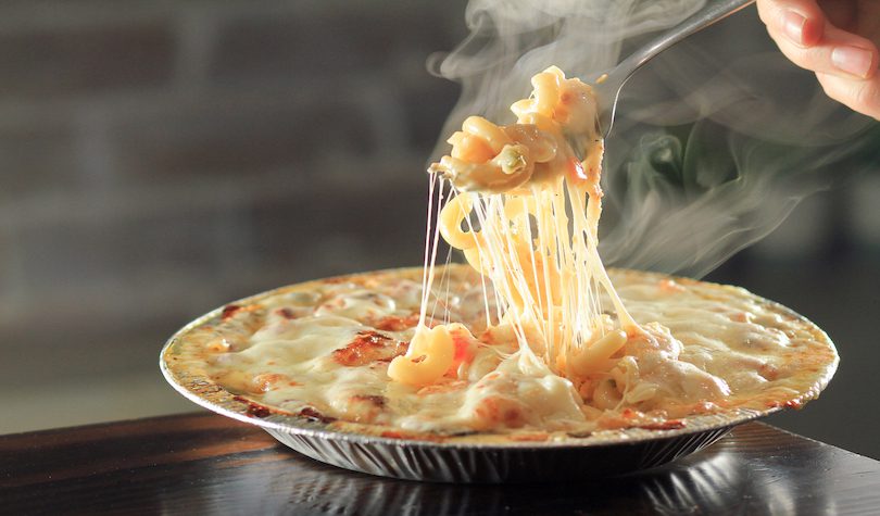 picture of mac and cheese in sunlight