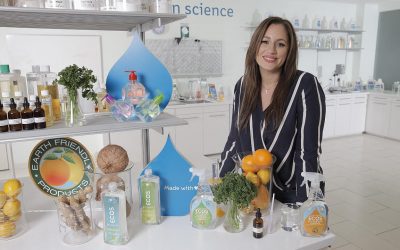 Kelly Vlahakis-Hanks President & CEO of ECOS Celebrating Earth Day 2021
